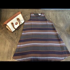 Beautiful Printed Shift Dress 🦊